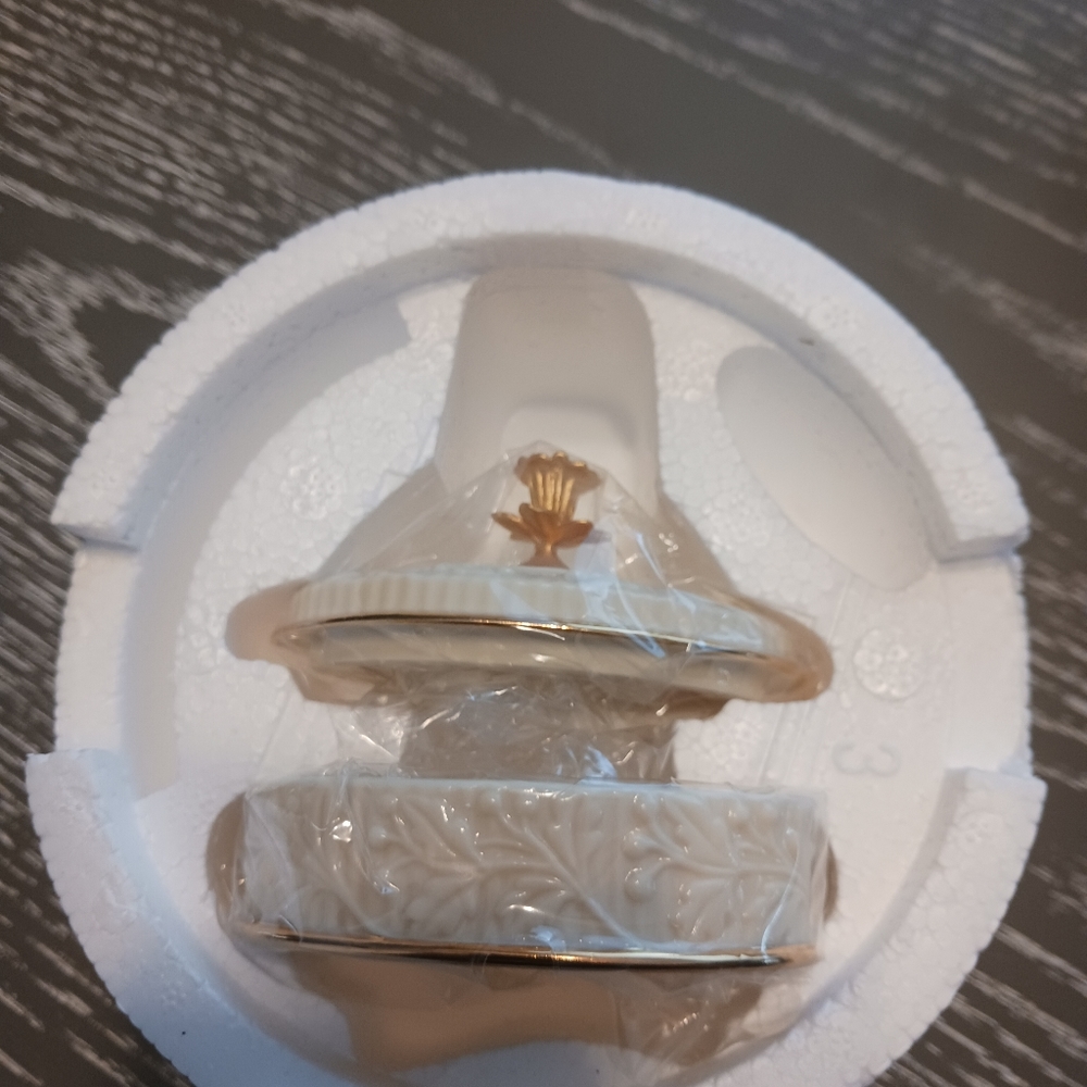 Lenox Birthstone Collection - Picture 4 of 6